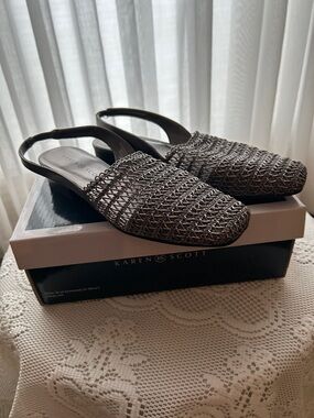 Karen Scott Metallic Pewter Silver Gray Woven Slingback Mules Size 8